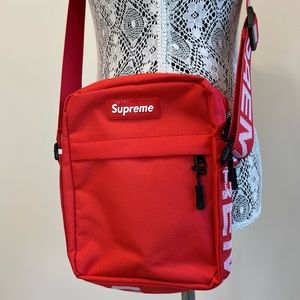 SUPREME red crossbody travel bag unisex